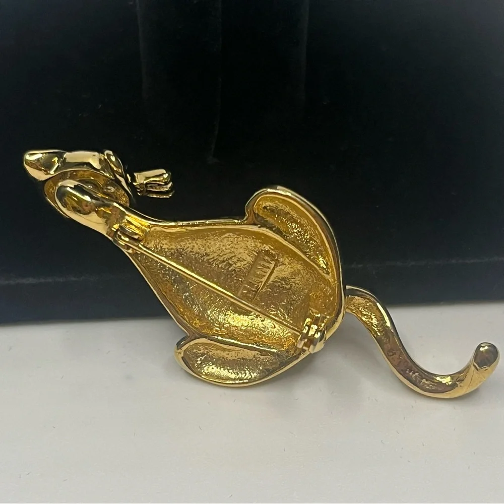 vintage gold tone trembling cat brooch signed CMJENT - Picture 5 of 7